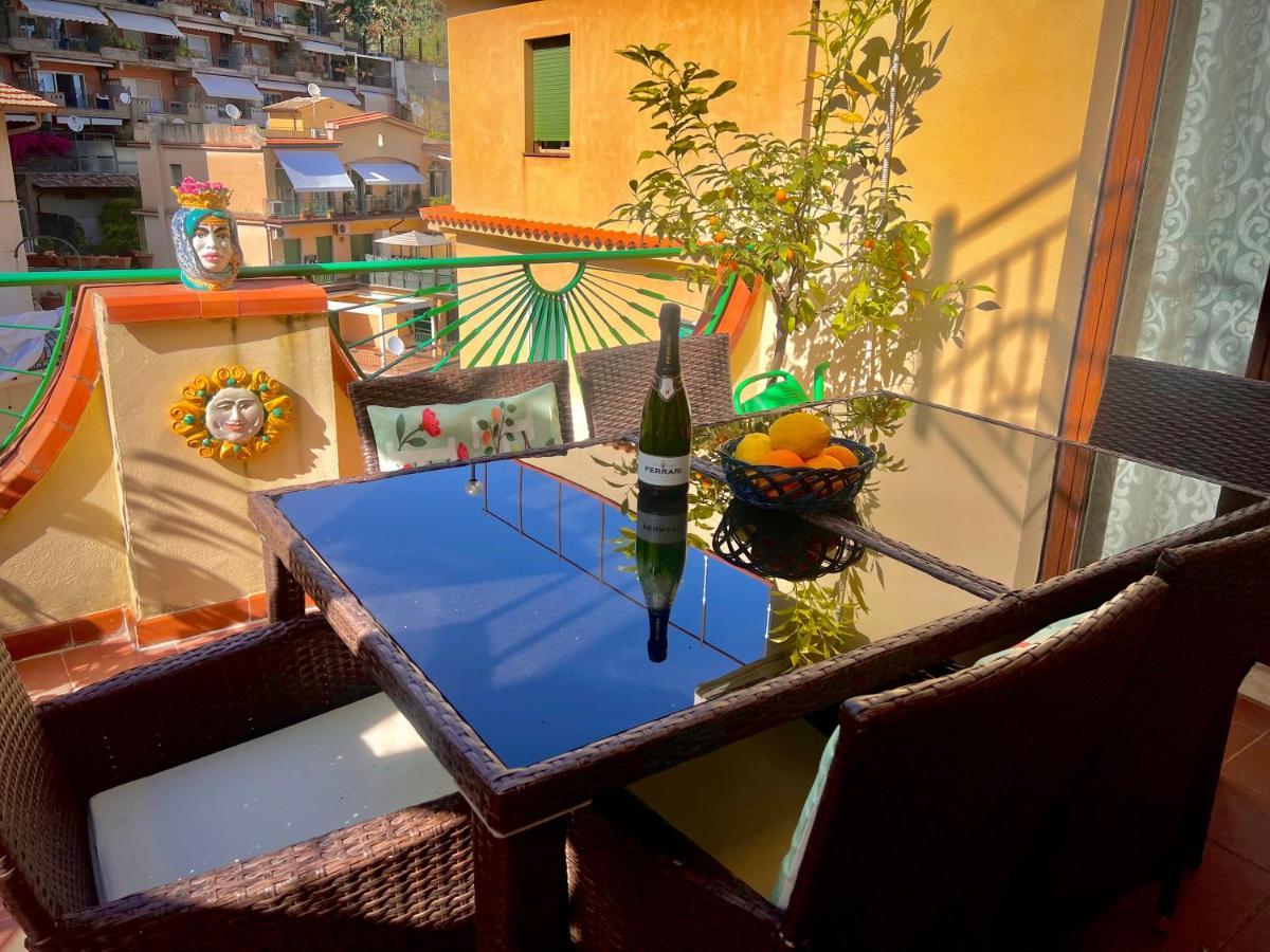 La Fontanella Apartment Таормина Екстериор снимка