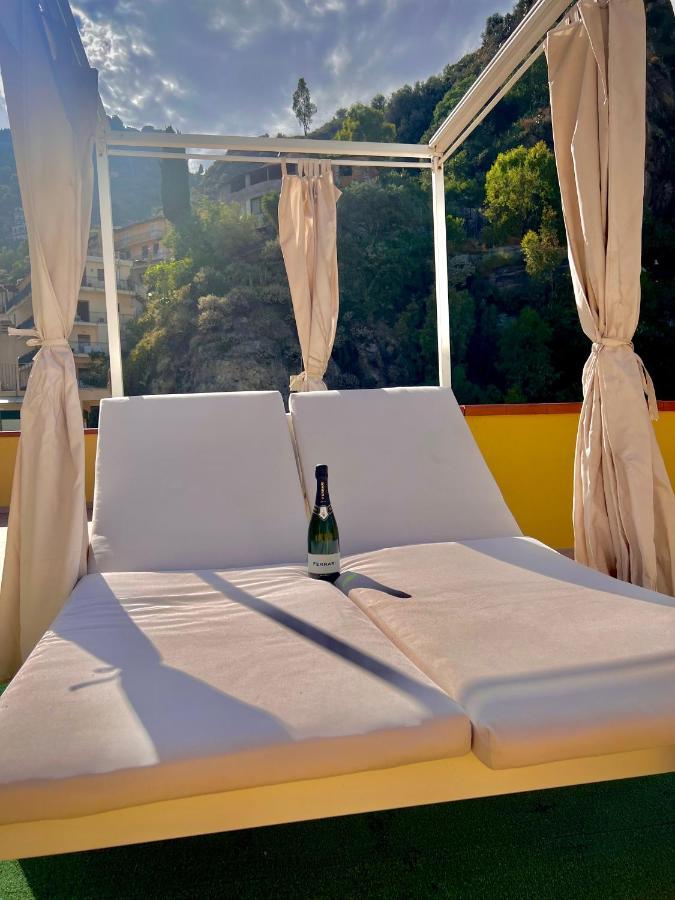 La Fontanella Apartment Таормина Екстериор снимка