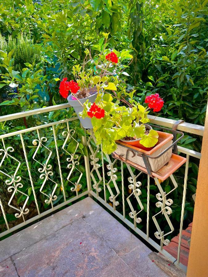 La Fontanella Apartment Таормина Екстериор снимка
