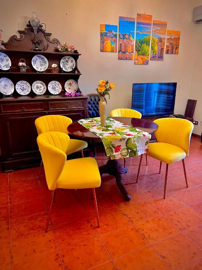 La Fontanella Apartment Таормина Екстериор снимка